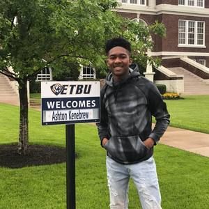 Meet your Posher, Ashton